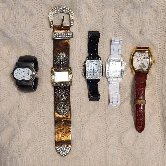 Ladies Fashion Watches - Picture 1 of 15
